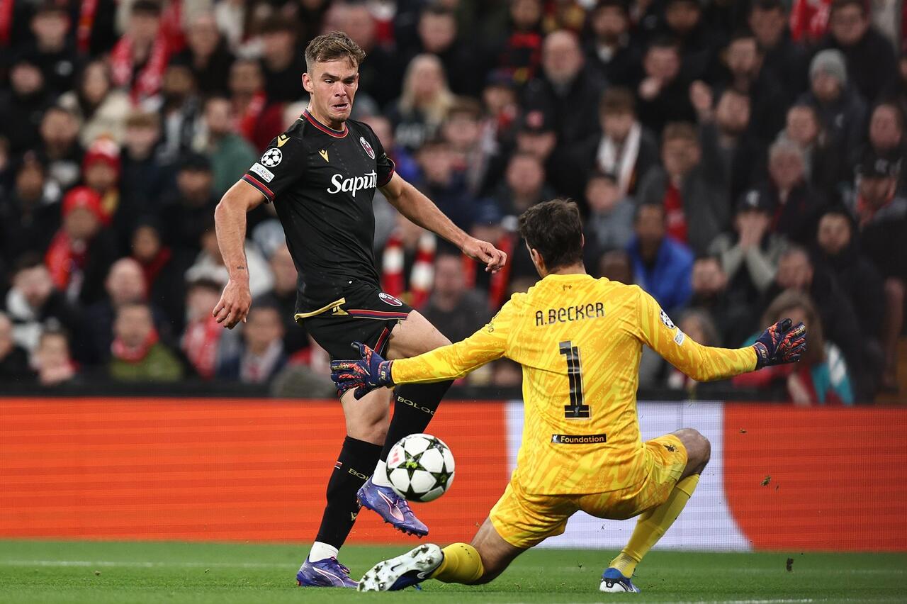 Thijs Dallinga e Alisson Becker