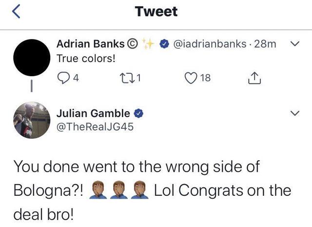 i Tweet di Adrian Banks e Julian Gamble