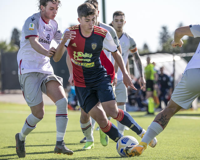 Passa il Cagliari ad Asseminello contro i rossoblù di Zauri (Foto: Cagliari Calcio)